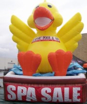 Fun Duck in Tub Inflatable